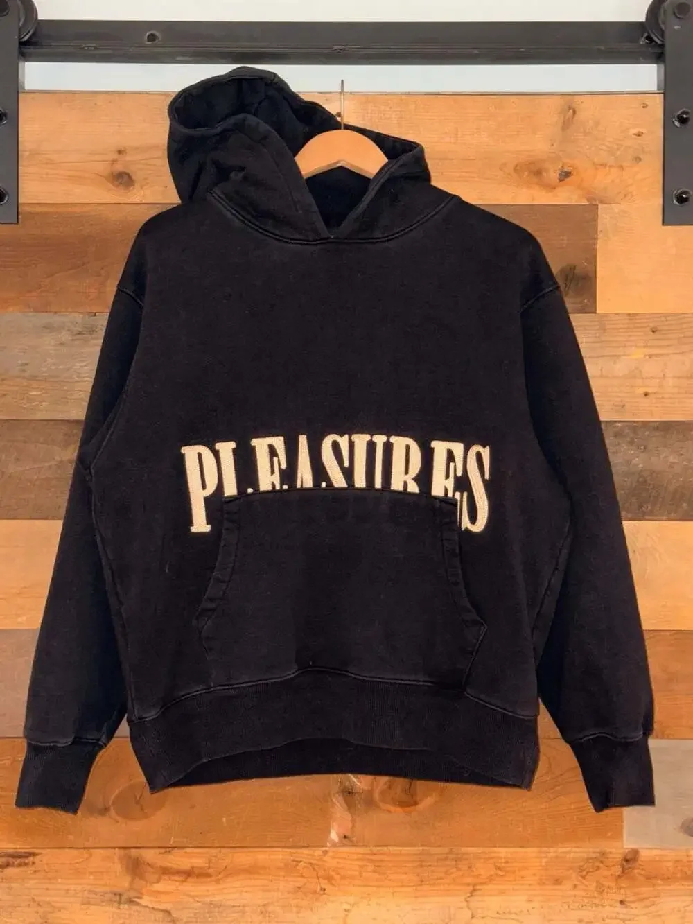 Pleasures 'I Want The One I Can't Have' Logo Pullover Hoodie M 0787